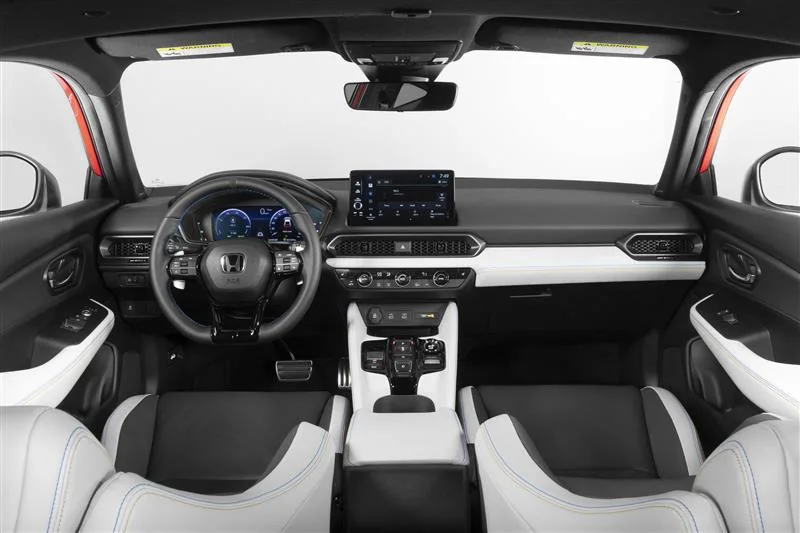 A expansão da rede e o crescimento de vendas mostram que o Prelude é parte de um plano maior. Ele simboliza o futuro da Honda no Brasil, unindo tradição, eficiência e inovação.