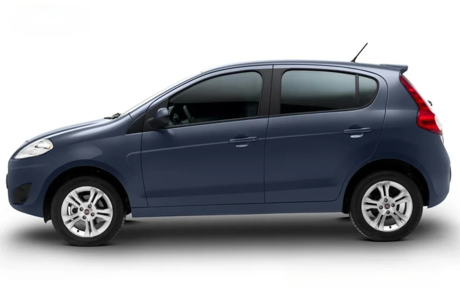 Fiat Palio Attractive 1.4 2014: Ficha técnica, consumo e fotos; hatch é prático no dia a dia e funciona bem para quem busca agilidade urbana