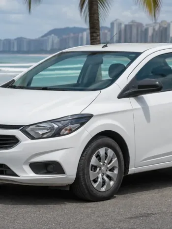 Sem correia banhada a óleo, com motor 1.0, 15,6 km/l de consumo e mecânica simples, Chevrolet Onix Joy 2019 é mais racional e econômico para o dia a dia que Gol e Palio