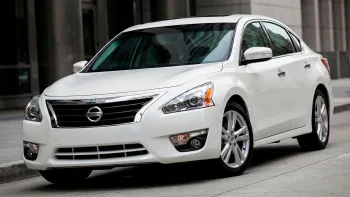 Quanto custa um Nissan Altima 2014? Sedan de R$ 69.500 melhor que Ford Fusion