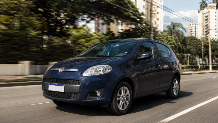 Fiat Palio Attractive 1.4 2014 | Ficha Tecnica, Especificacoes, Equipamentos, Fotos e Preco
