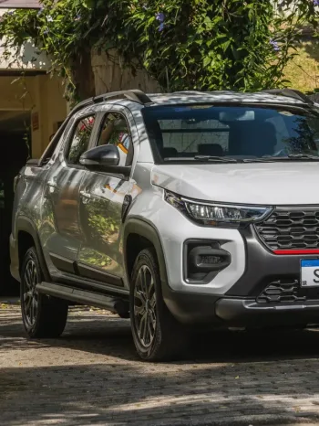 Esqueça a Chevrolet Montana, Fiat Strada Ultra 2025 tem motor 1.0 turbo de 130 cv, CVT, caçamba de 844 litros, carga útil de 650 kg, consumo de até 13,1 km/l e preço perto de R$ 130 mil