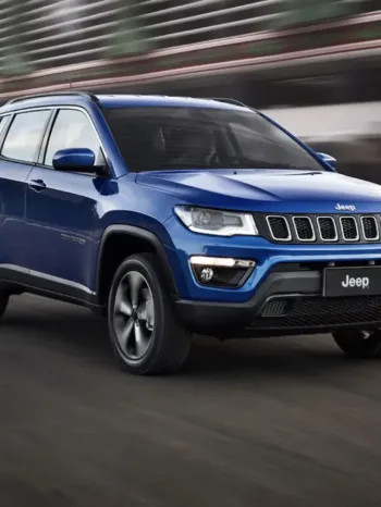 Jeep Compass Longitude 2.0 turbodiesel 2016 tem 170 cv, faz até 11,4 km/l, usa câmbio automático de nove marchas, tração 4×4 e custa cerca de R$ 80 mil, mais barato que Honda CR-V e Toyota RAV4 novos