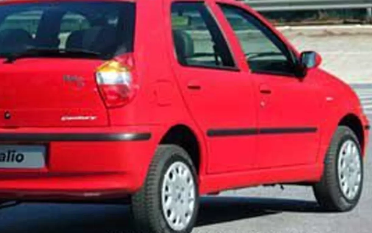 A aceleração de 0 a 100 km/h em 15,6 segundos mostra uma proposta voltada ao uso urbano e deslocamentos cotidianos.