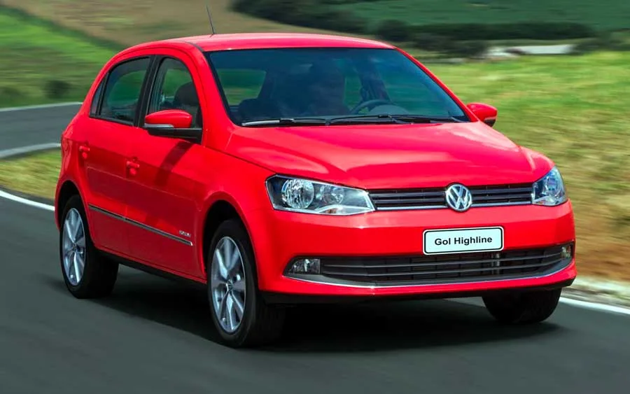 O Gol Highline 1.6 2015 continua aparecendo entre os usados mais procurados do país. A combinação de mecânica conhecida e manutenção simples ajuda a explicar a procura.