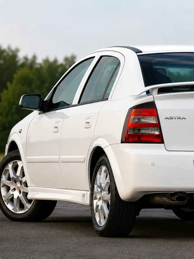 Por menos de 40 mil, entregando motor 2.0 confiável, aceleração vigorosa e peças baratas, Chevrolet Astra 2010 se mostra mais vantajoso que o Ford Fiesta