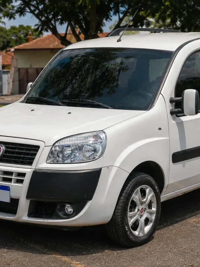 Fiat Doblò usado leva 7 pessoas e custa menos que muitos SUVs