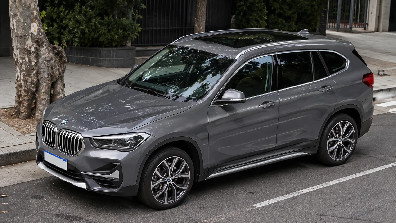 O BMW X1 2020 caiu para R$ 138.104 na Tabela Fipe e ficou R$ 50.886 abaixo do Creta Platinum novo, mas uma revisão atrasada pode consumir boa parte dessa diferença
