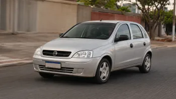 Chevrolet Corsa Maxx 1.8 2005: mecânico dá alerta sobre comprar esse usado “O Corsa barato quase nunca é o Corsa mais barato”