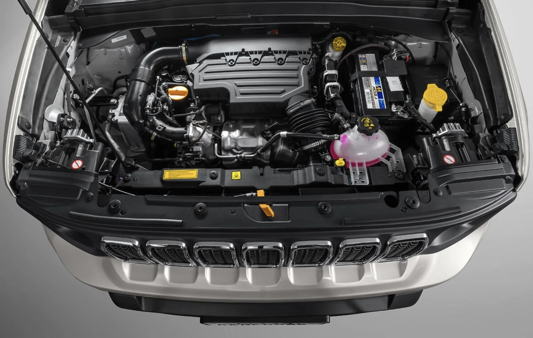 O 1.3 turbo de 176 cv empurra com vontade no trânsito e dá fôlego nas ultrapassagens, fazendo dele um SUV agradável também na estrada.