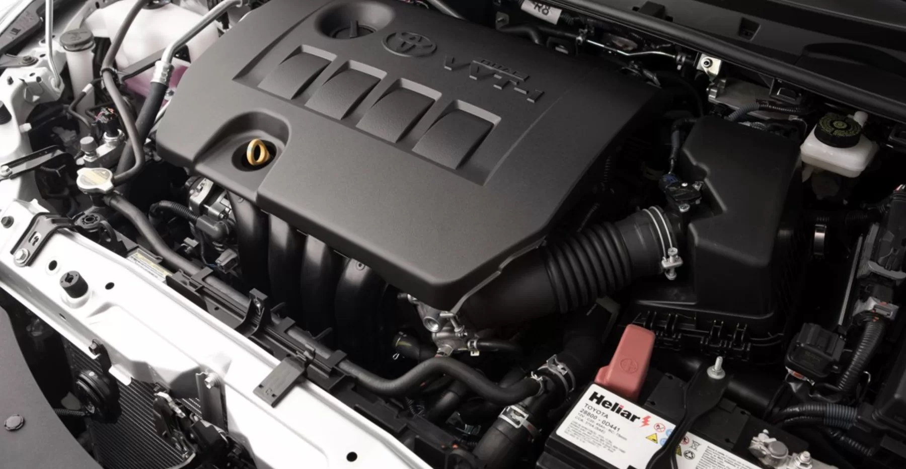 Com motor 2.0 flex de até 154 cv e câmbio CVT, o Corolla XEi 2017 entrega força suficiente para cidade e estrada, com respostas suaves e sem sustos ao dirigir hoje.