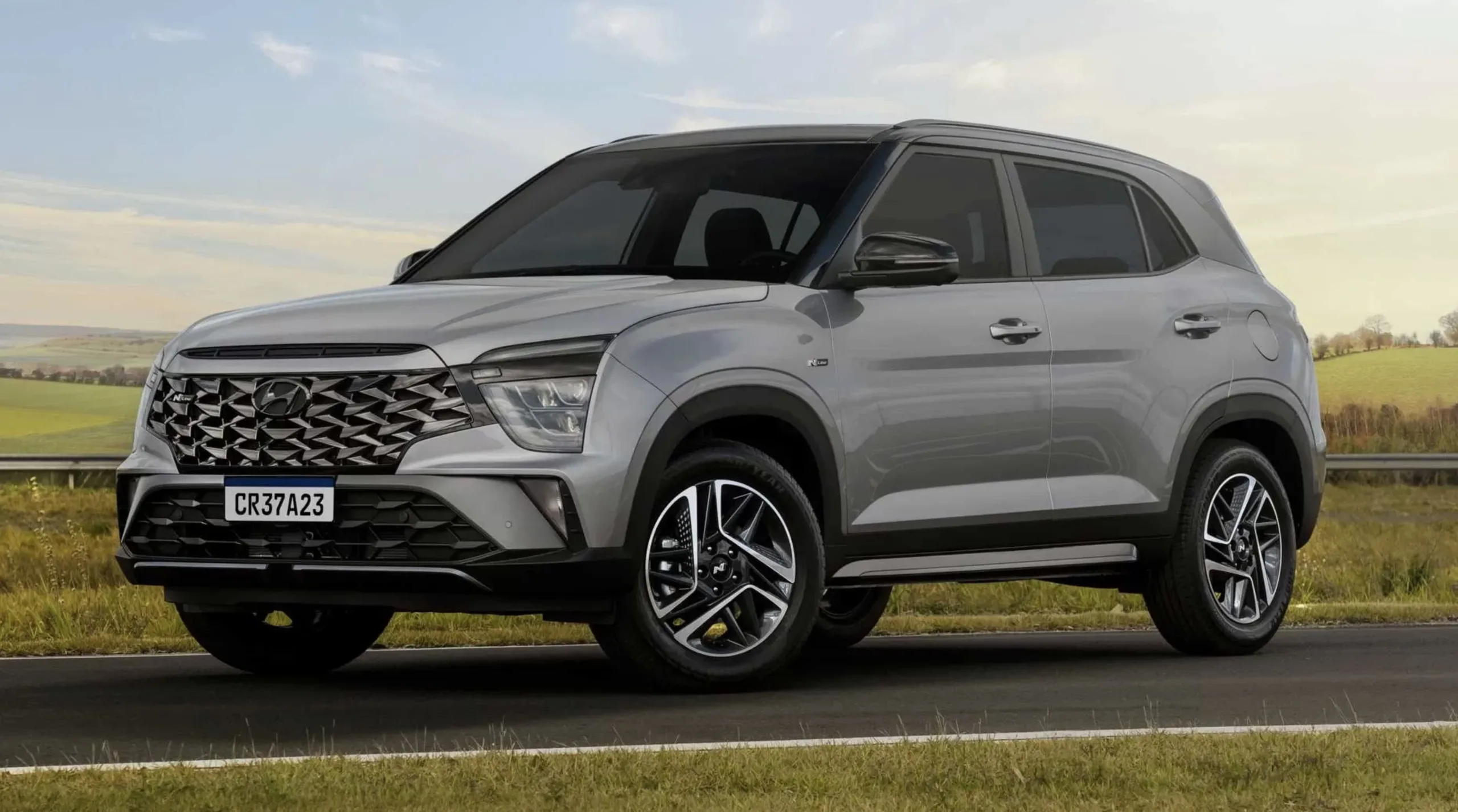 Hyundai Creta Comfort 1.0 Turbo 2024 caiu de R$ 134.512 para R$ 112.599 em dois anos, desvalorização de 16,3%, e segue anunciado praticamente no valor da Fipe.