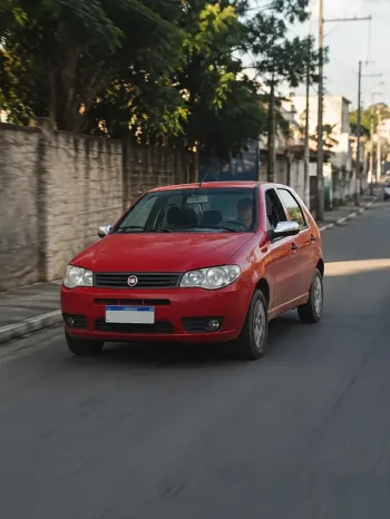 Palio Fire 1.0 2014 faz 15 km/l e custa bem menos que Kwid novo; Veja preço