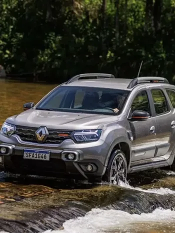 Com motor 1.3 turbo de até 170 cv, câmbio CVT e porta-malas de 475 litros, Renault Duster Iconic Plus 2024 custa menos que um Kardian novo