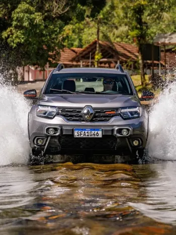 SUV de 170 cv por R$ 105 mil: Duster 2024 ainda ganha do T-Cross novo