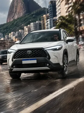 Corolla Cross 2022 tem 440l para malas ideal para a família; veja preço