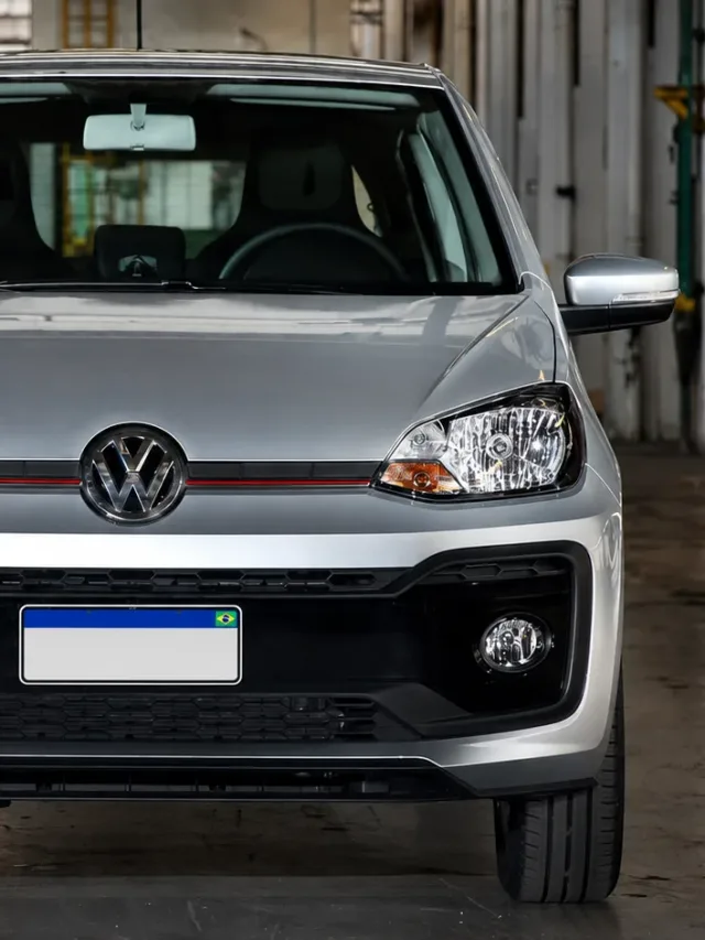 Com motor turbo de 105 cv e 16,1 km/l, Volkswagen Up Connect TSI anda mais que hatches médios e esbanja economia custando a partir de R$ 59.900