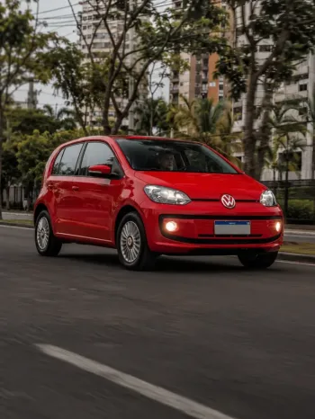 5 carros usados com bom consumo de combustível e preço até R$ 50 mil