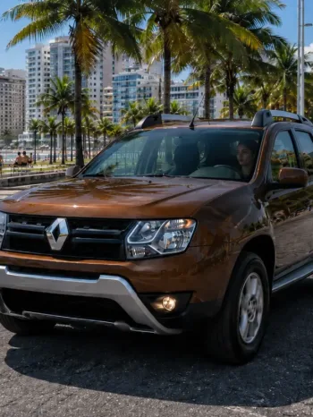 Com motor 1.6 de 120 cv, câmbio CVT, porta-malas de 475 litros e preço a partir de R$ 62 mil, Renault Duster usado supera rivais em espaço, robustez e altura do solo na categoria