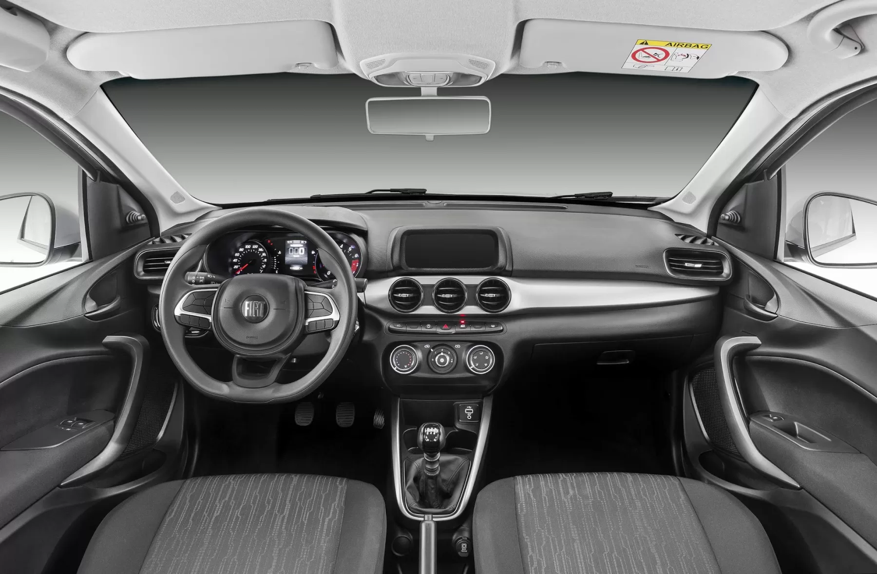Segurança traz ESC, controle de tração, Hill Holder, TPMS, airbags, ABS, EBD e Isofix, enquanto direção elétrica e ar facilitam a rotina.