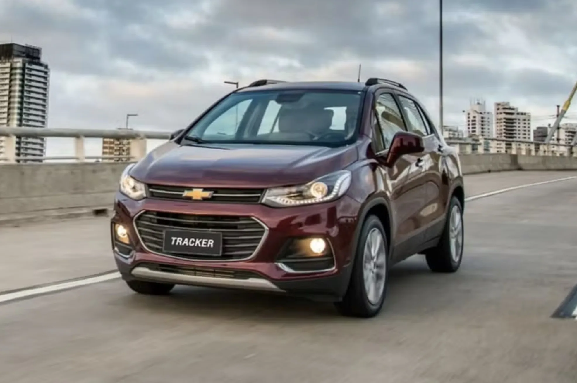 Chevrolet Tracker Premier 1.4 Turbo 2018 e 2019: compacto, forte e ainda elegante, é o tipo de SUV que prova que envelhecer bem vale mais do que chegar cheio de promessas.