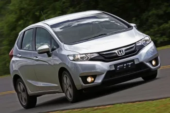 Seis carros japoneses automáticos usados por menos de R$ 70 mil que ainda fazem muita gente esquecer os modelos zero km