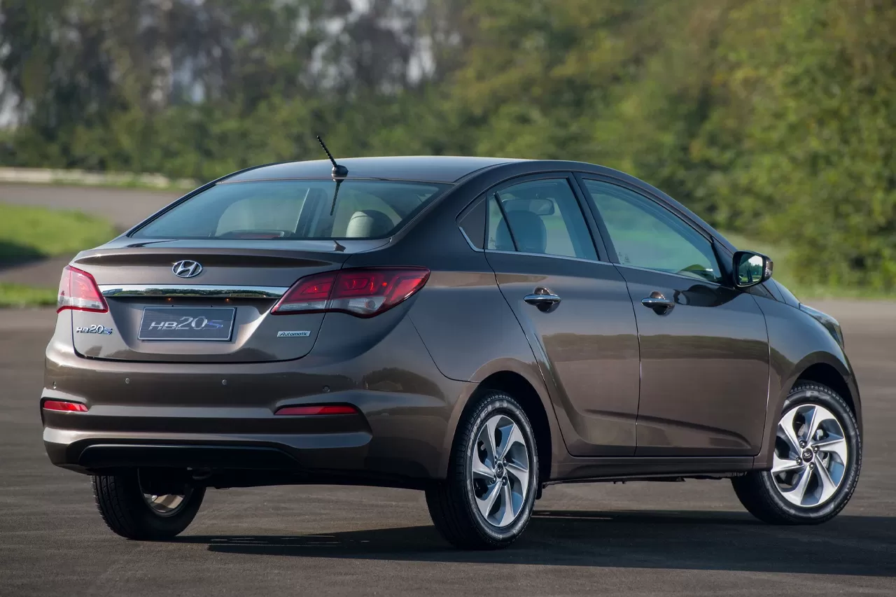 Hyundai HB20S 2016 1.0 Comfort Plus (Flex): preço, fotos e ficha técnica