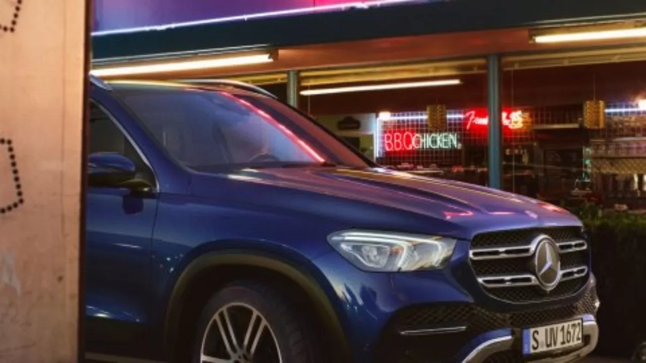 Mercedes-Benz GLE 400D 2023 3.0 Turbo 4MATIC 9G-Tronic Coupé Diesel Aut.: preço, ficha técnica e fotos