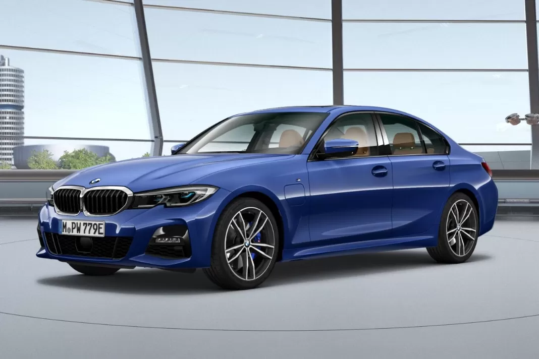 Qual o valor de um BMW 330e 2023 M Sport 2.0 Turbo (Híbrido): fotos, preço e ficha técnica