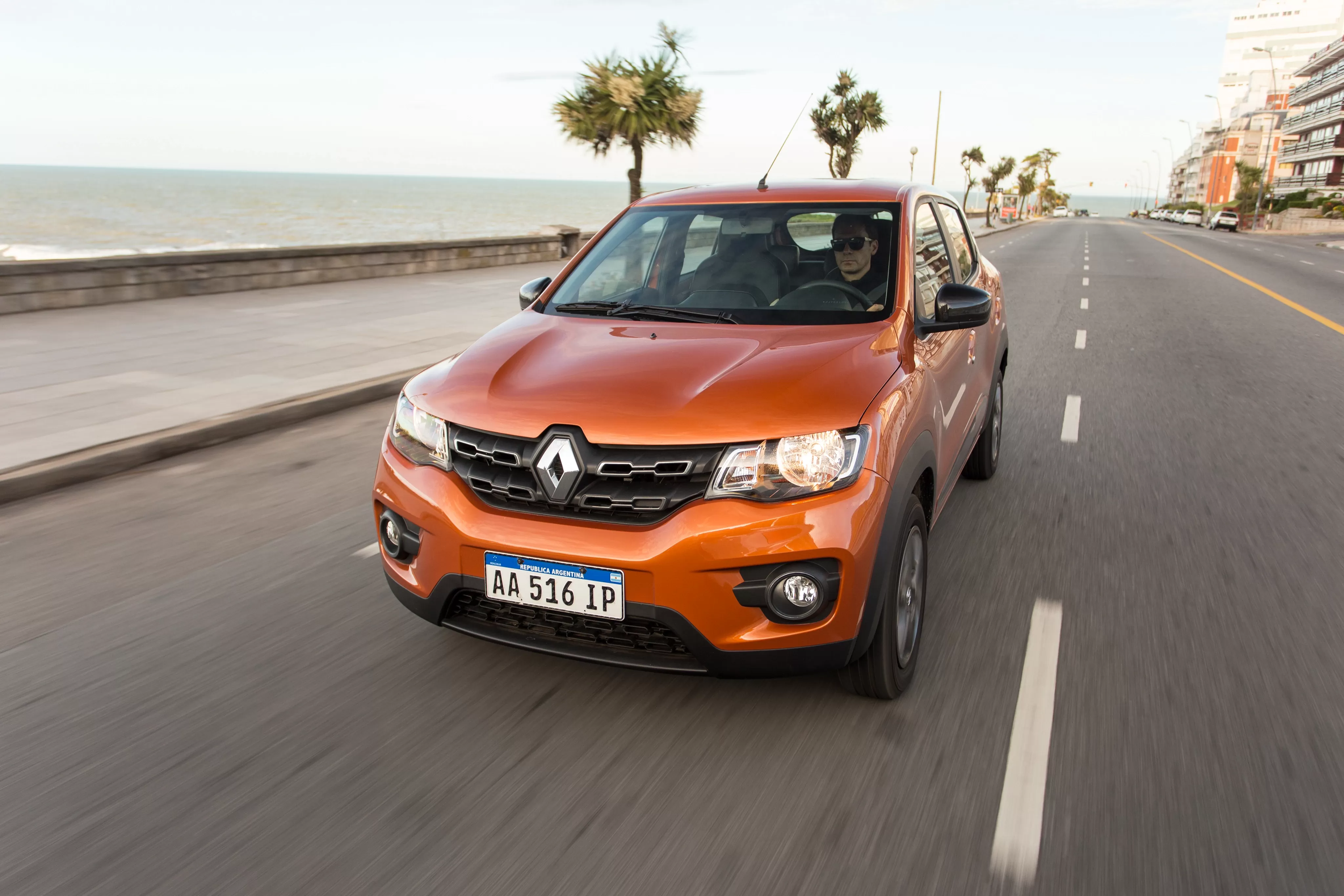 Qual o valor de um Renault Kwid 2020 Life 1.0 12v SCe (Flex): preço, ficha técnica e fotos