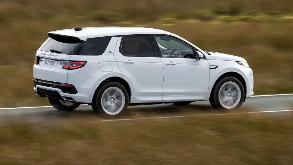 Qual o valor do Land Rover Discovery Sport 2023 R-Dyn S 2.0 Si4 Flex : preço, ficha técnica e fotos