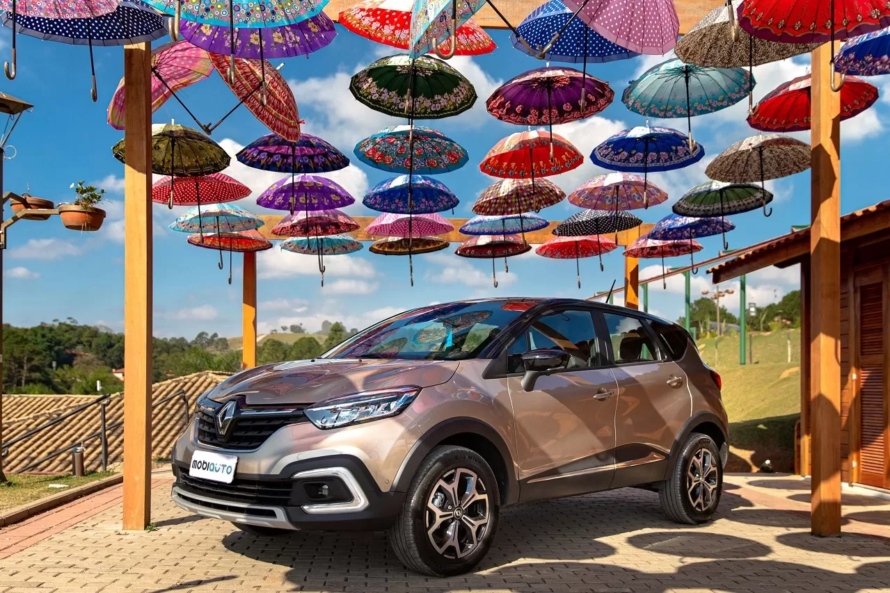 Qual o valor do Renault Captur 2023 Iconic 1.3 TB 16V Flex 5p Aut.: fotos, preço e ficha técnica