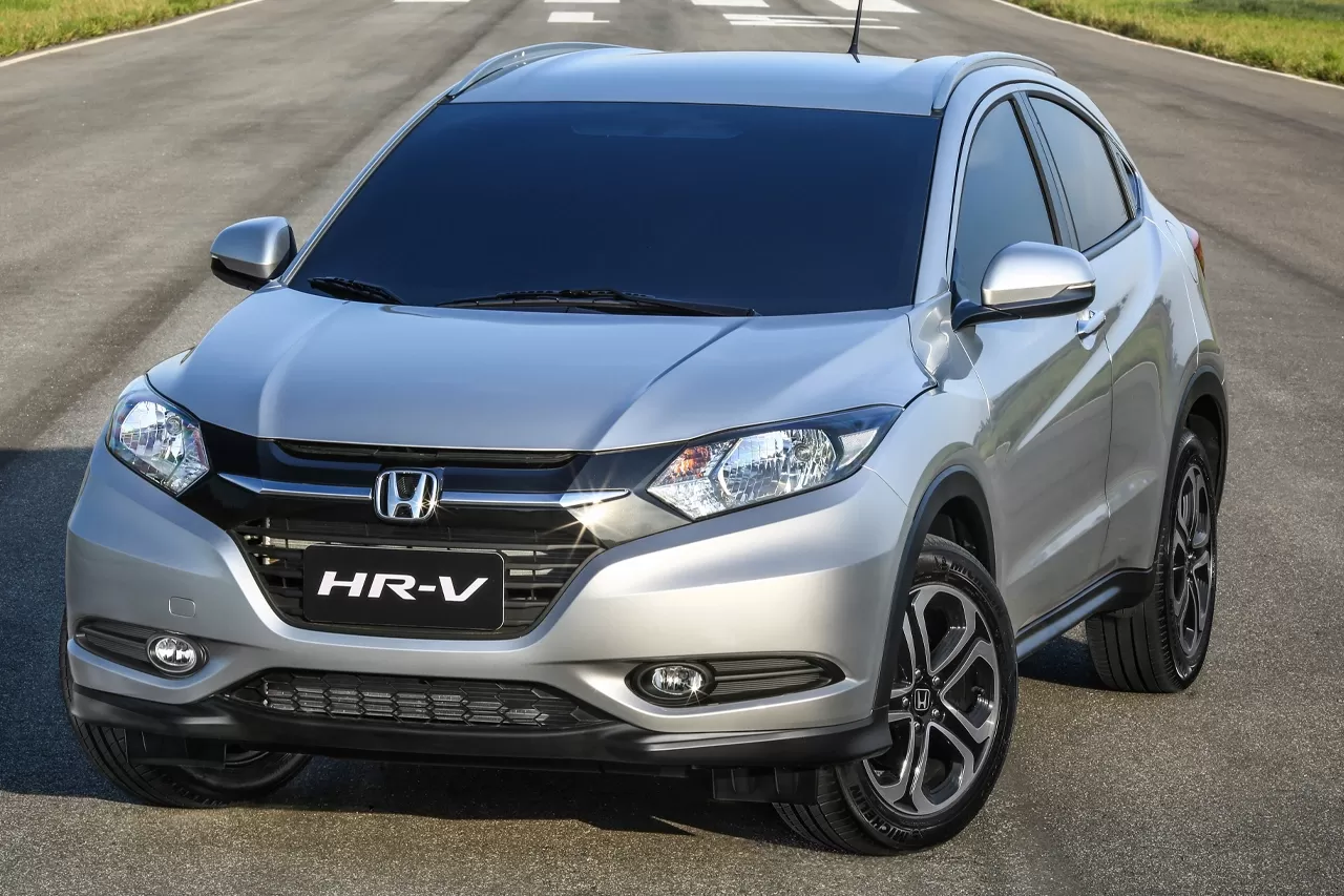 Quantos km por litro faz o Honda HR-V 2015 EXL CVT 1.8 I-VTEC FlexOne: preço, fotos e ficha técnica
