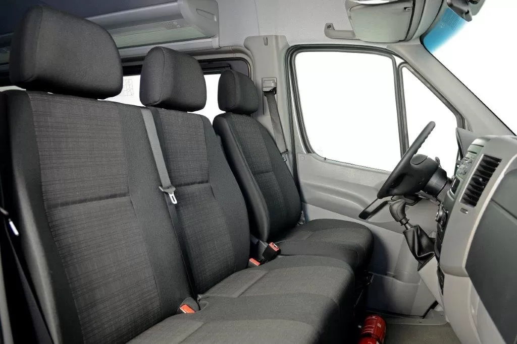 Quantos km por litro faz o Mercedes-Benz Sprinter 2019 VAN 415 CDI K42B UP5: fotos, preço e ficha técnica